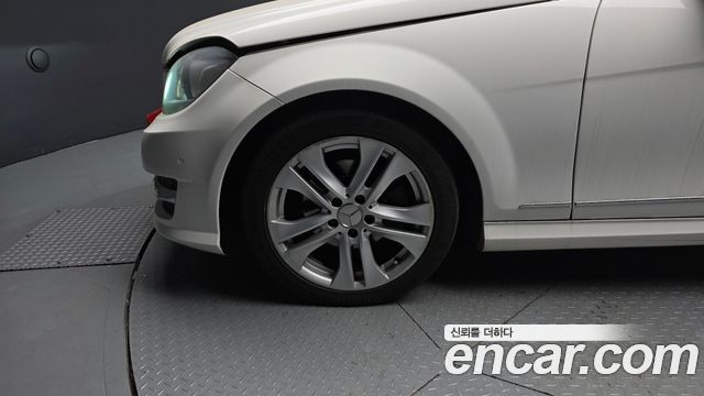 Mercedes-Benz C-Class из Кореи Encar